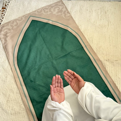 Teal Mihrab Sejadah 